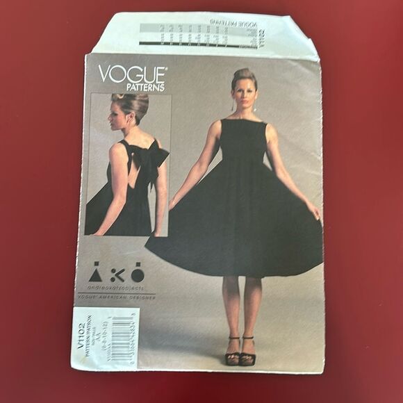Vogue Patterns # 1102 AndreaKatzObjects Designer - Picture 1 of 6